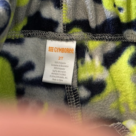 Gymboree Boy’s outfit  Gray & Green Fleece Hoodie With 🦕🦖 Dinosaurs print - Picture 6 of 6